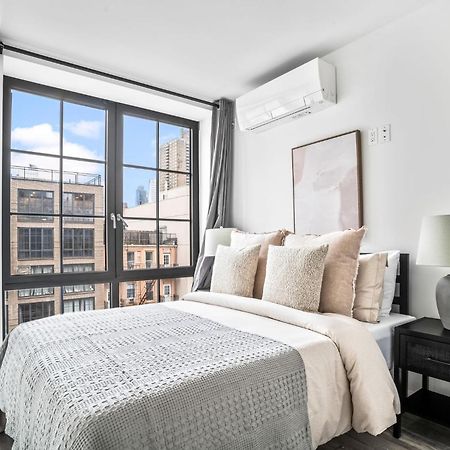 Modern 2-Br With Southern Views New York City Exterior photo